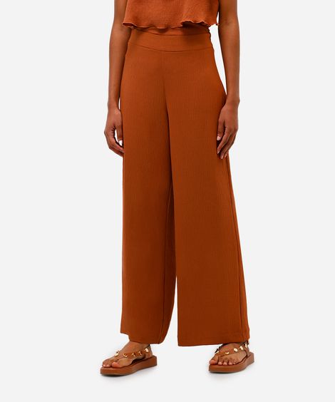 calça reta feminina texturizada  marrom