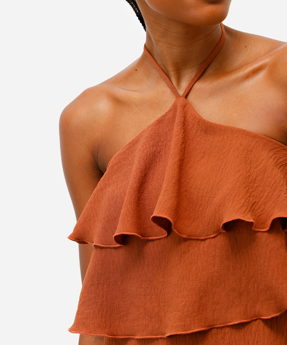 blusa feminina frente única texturizada com babados marrom