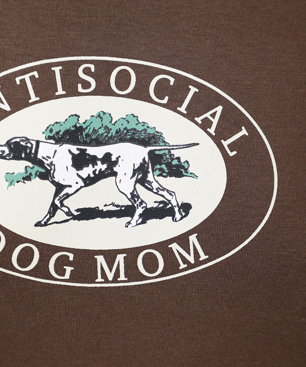 camiseta feminina de algodão antisocial dog mom mindset marrom