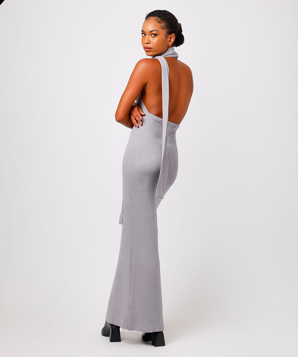 vestido longo feminino de tricot com echarpe cinza