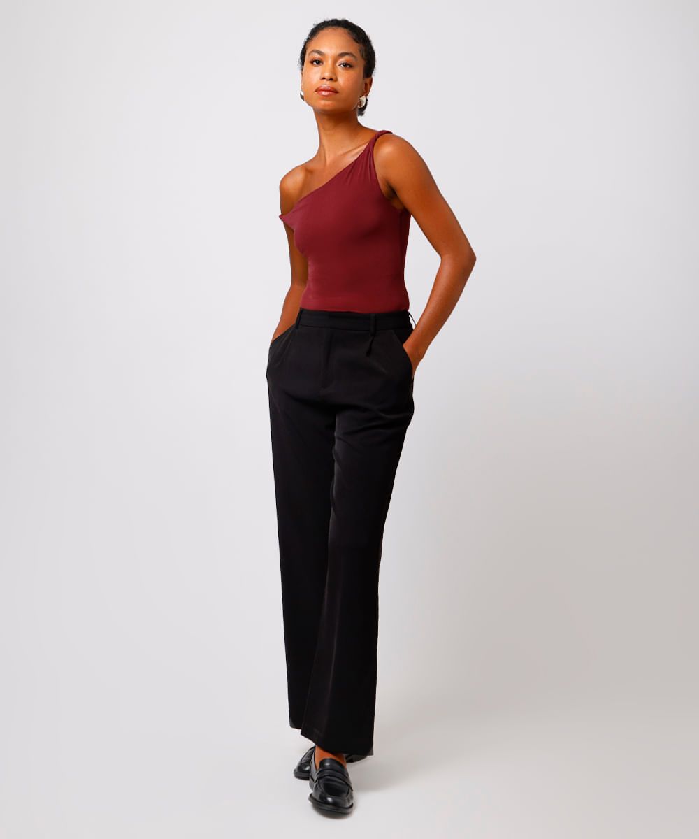 blusa feminina decote assimétrico mindset vinho