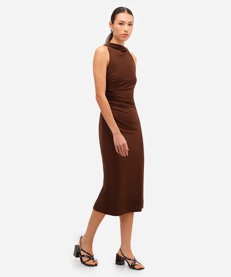 vestido midi feminino franzido com fenda marrom