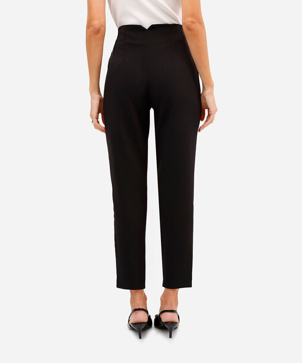 calça de alfaiataria feminina com pences preta