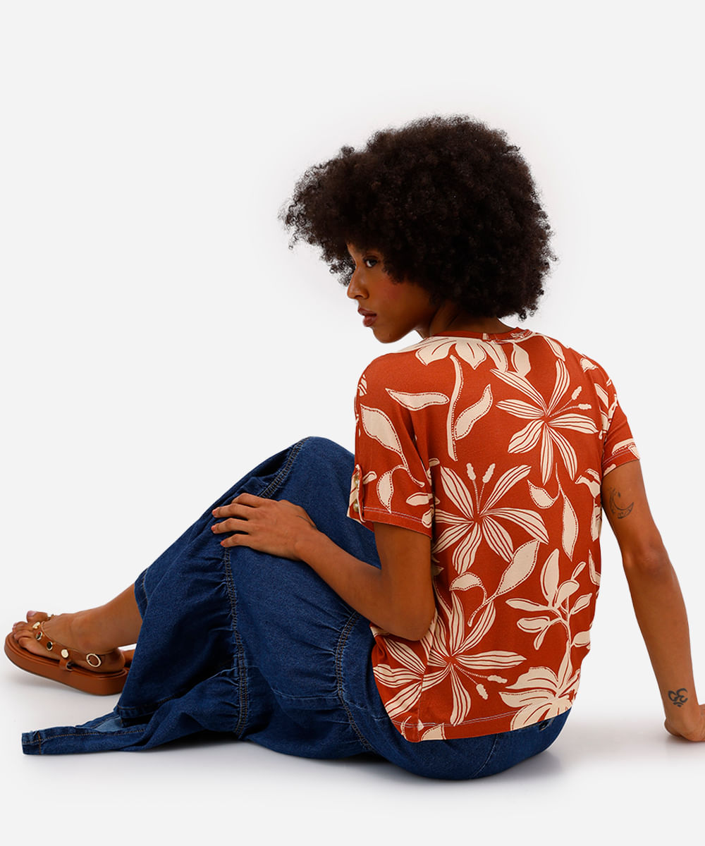 blusa feminina de viscose manga curta floral laranja