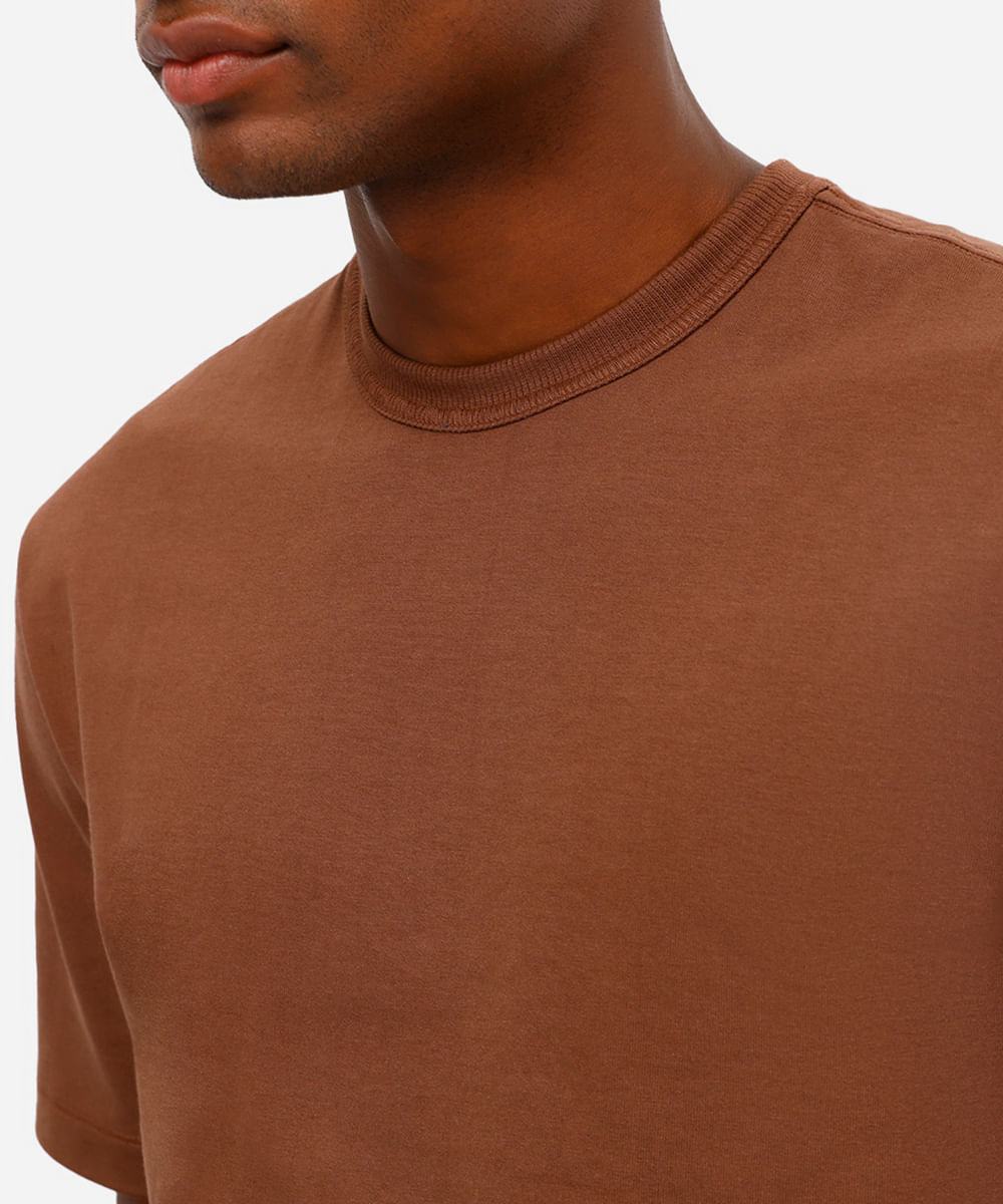 camiseta relaxed masculina de algodão coolmax marrom