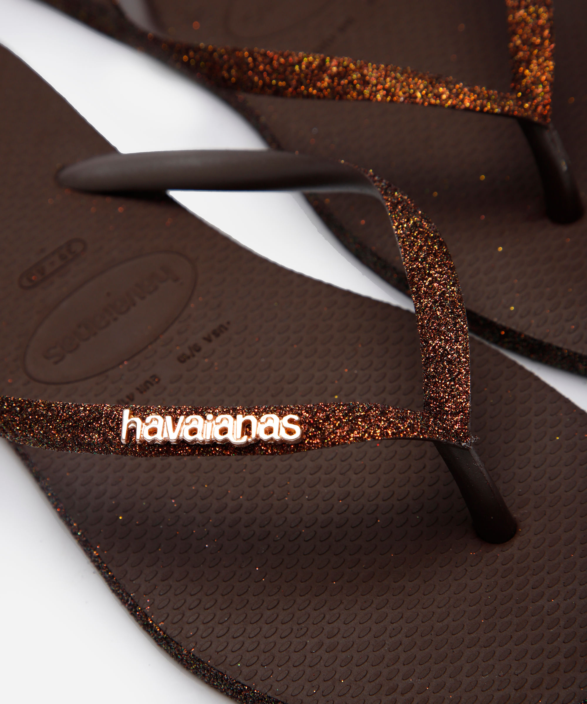 chinelo havaianas slim texturizado marrom