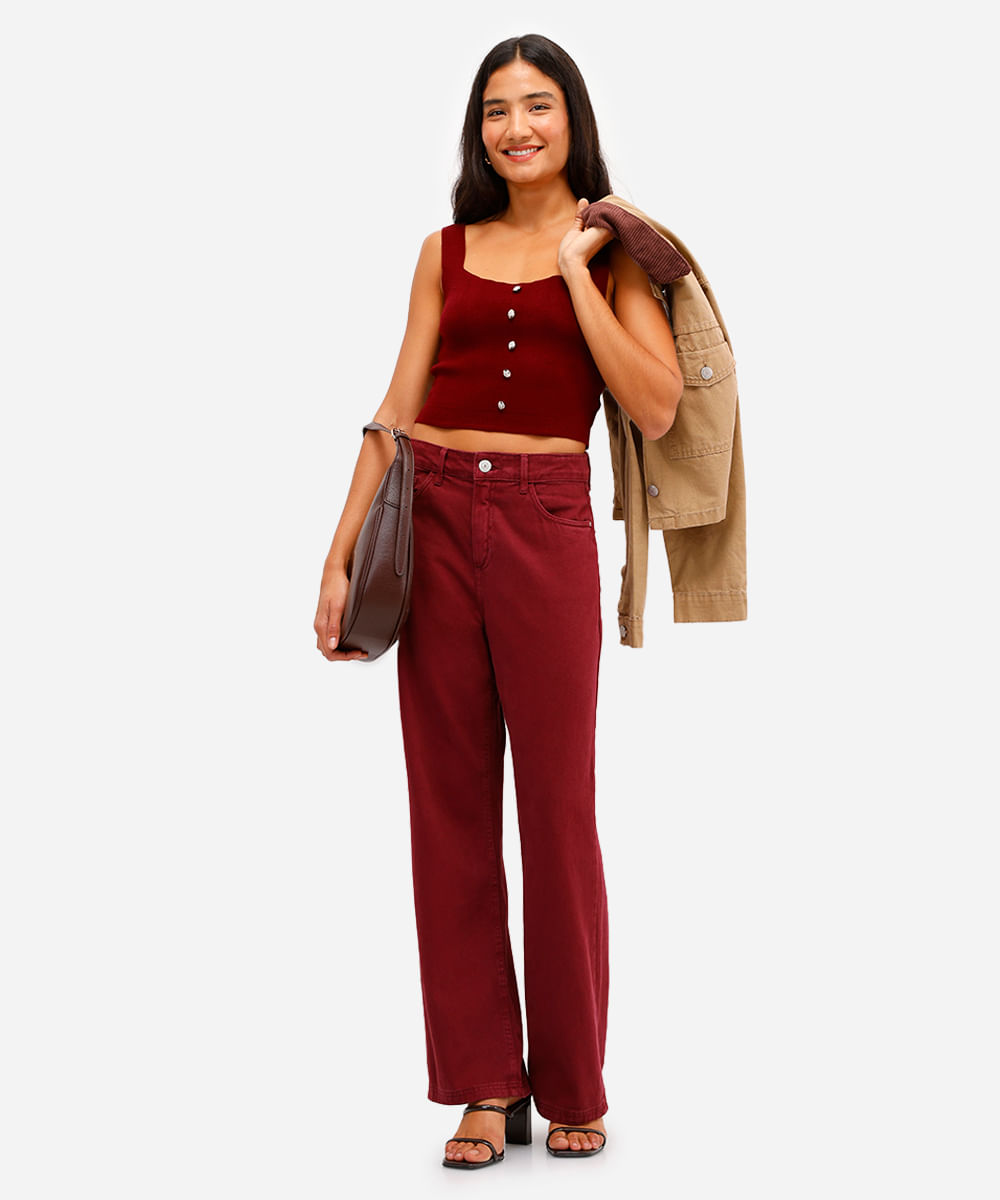 regata feminina de tricot com botões decote quadrado vinho