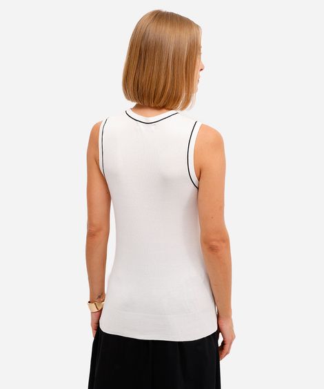 regata feminina de tricot decote redondo off white