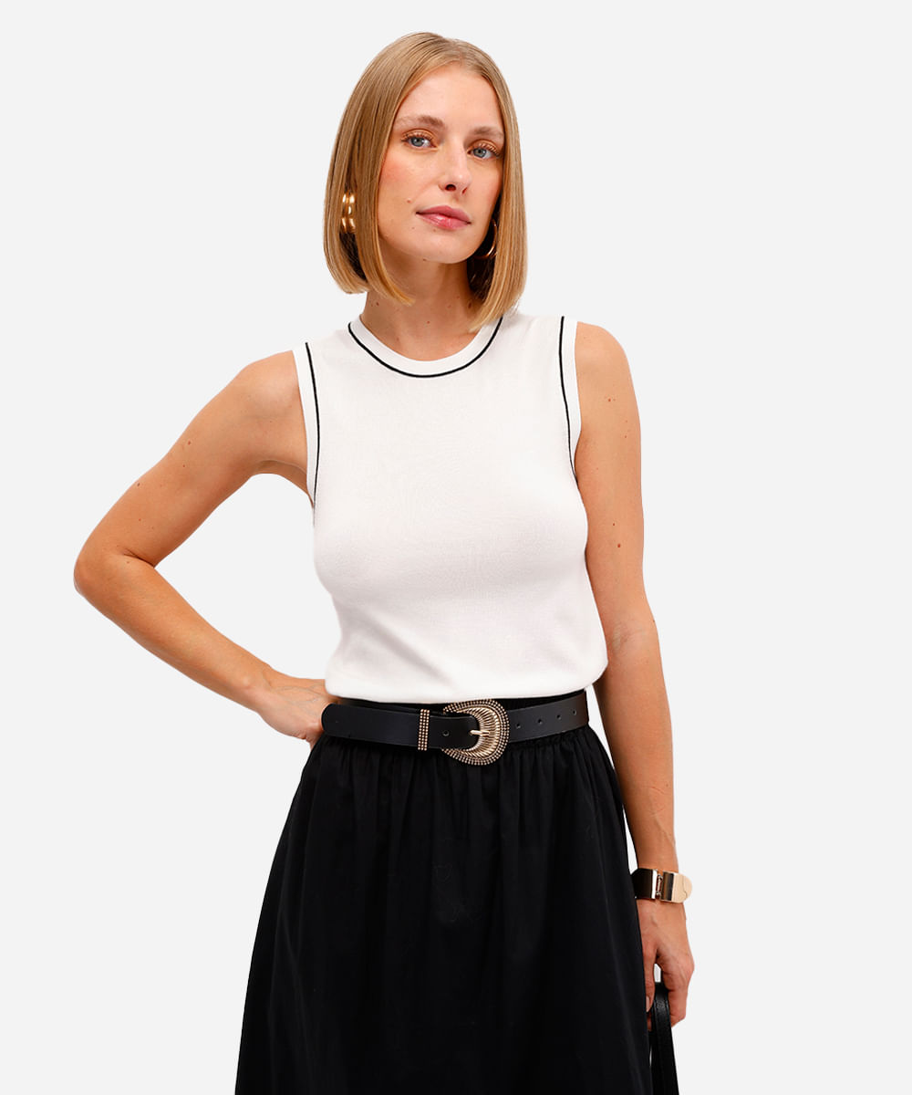 regata feminina de tricot decote redondo off white