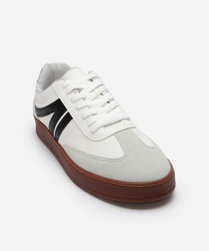 tênis casual com recortes bicolor ace branco