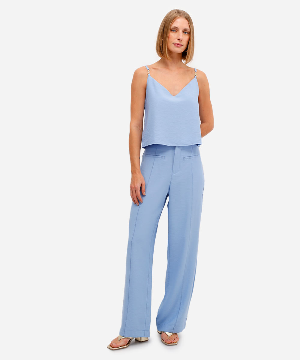 calça feminina de alfaiataria em viscose azul