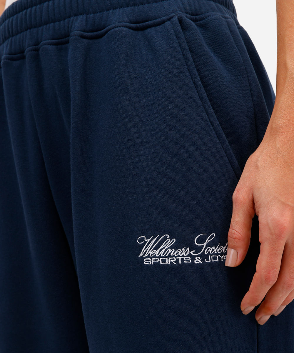 calça jogger feminina de moletom felpado com bordado azul