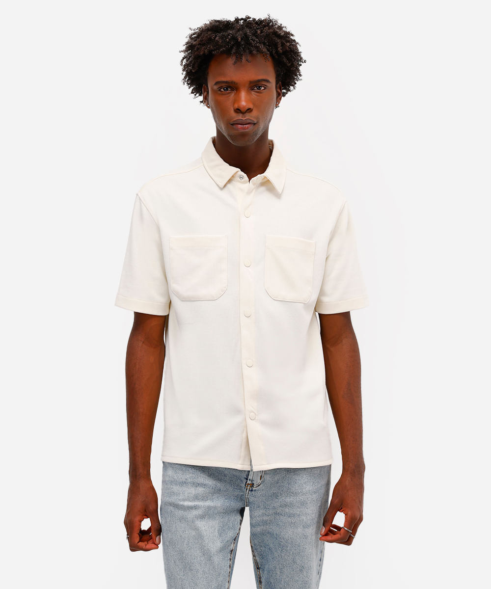 camisa masculina manga curta com bolso off white