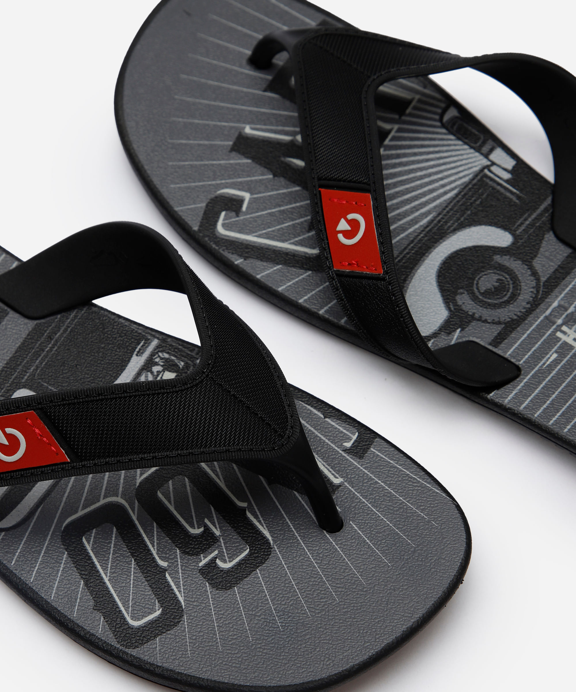 chinelo cartago preto