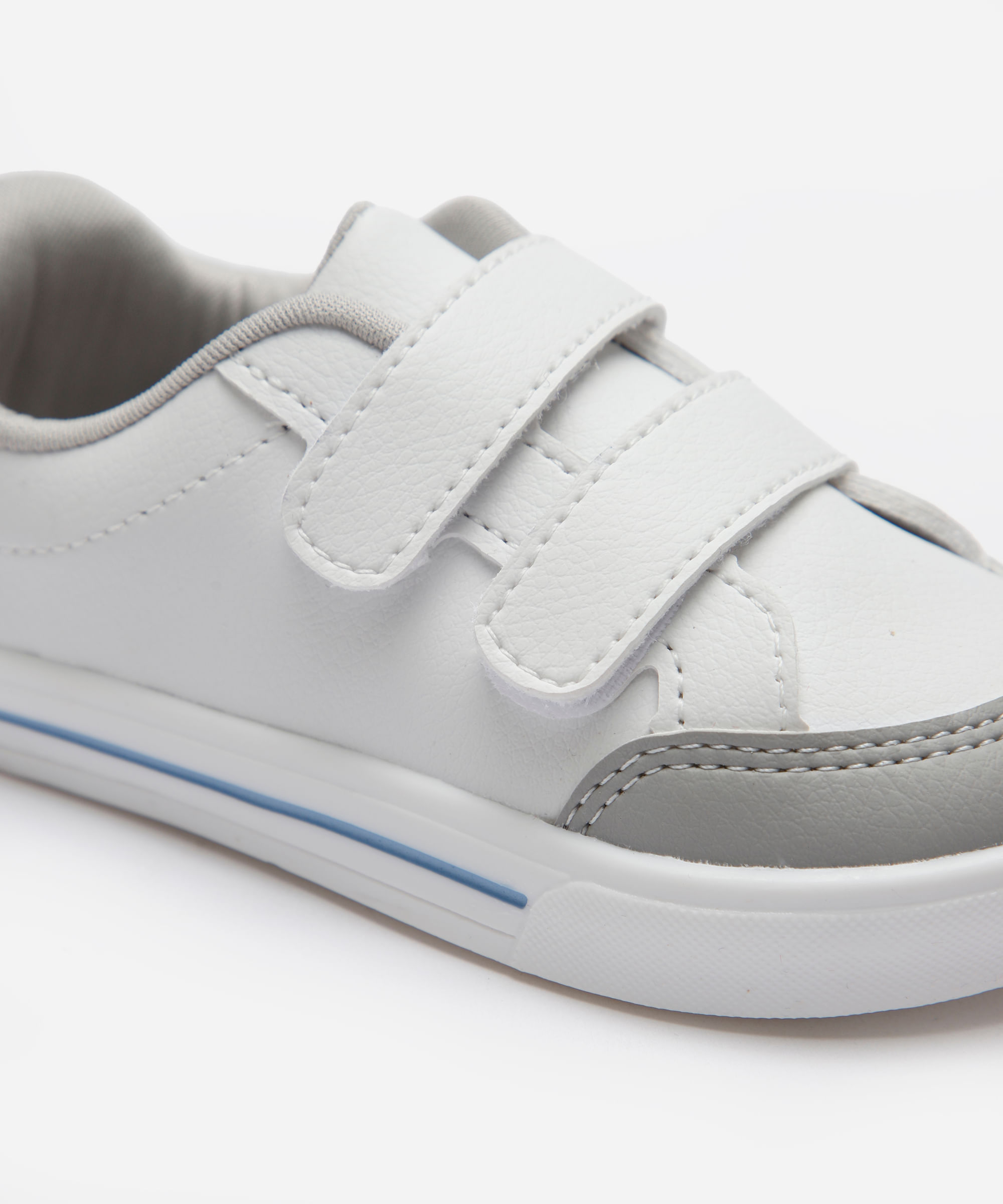 tênis casual infantil cano baixo com velcro branco