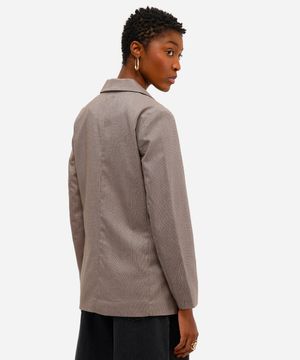 blazer feminino de alfaiataria marrom