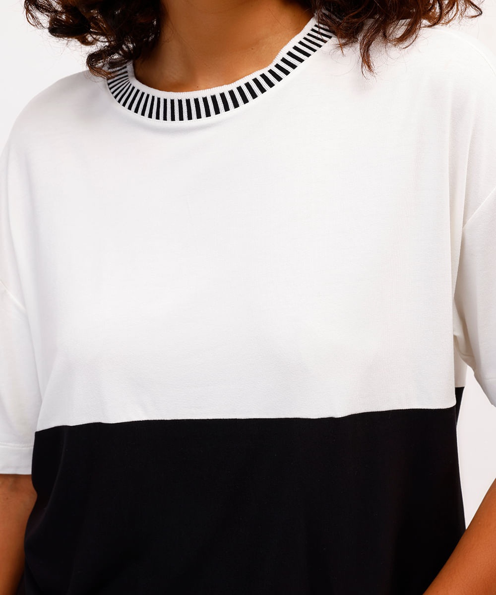cropped feminino de viscose com recorte preta