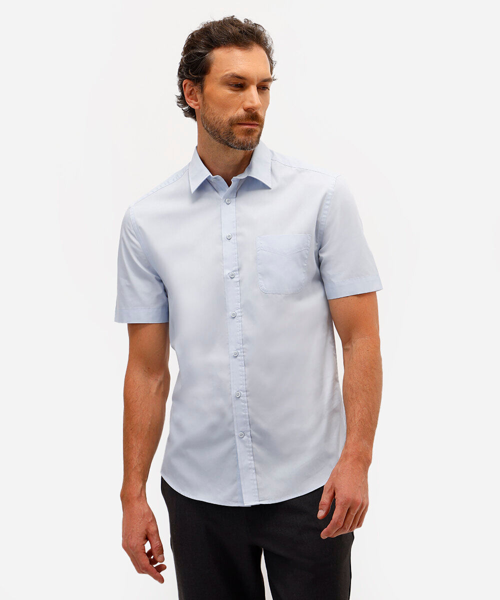 camisa manga curta com bolso azul