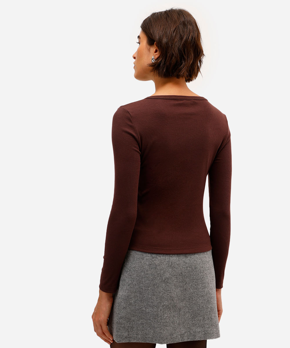 blusa básica feminina decote careca manga longa marrom