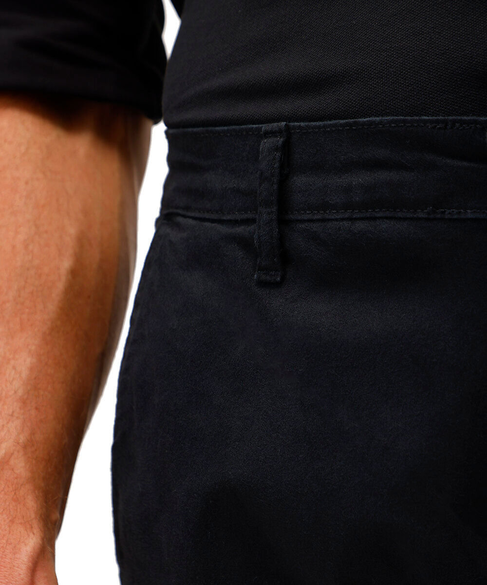 calça chino slim masculina de sarja preta