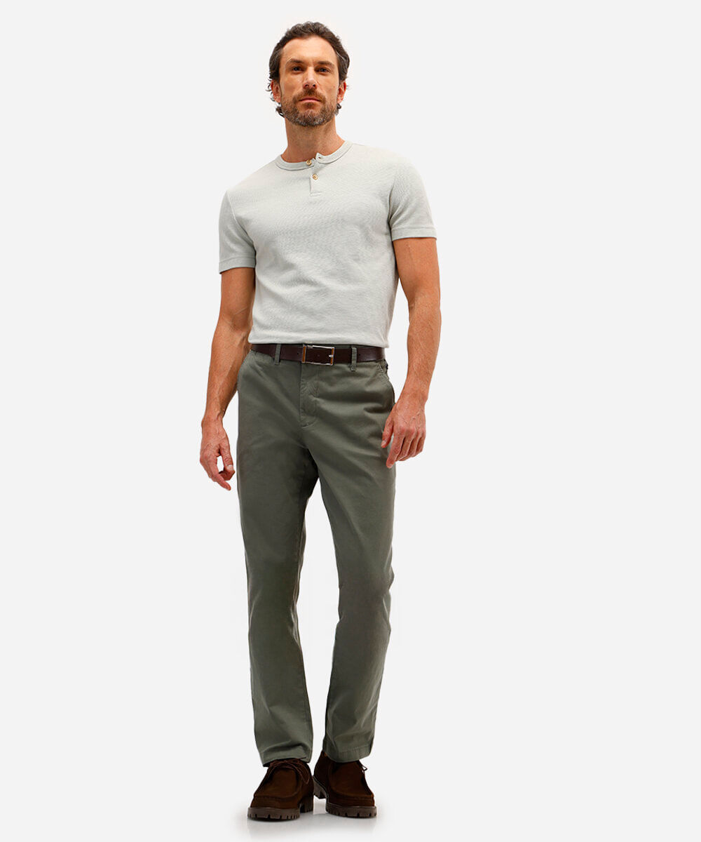 calça chino reta de sarja masculina verde