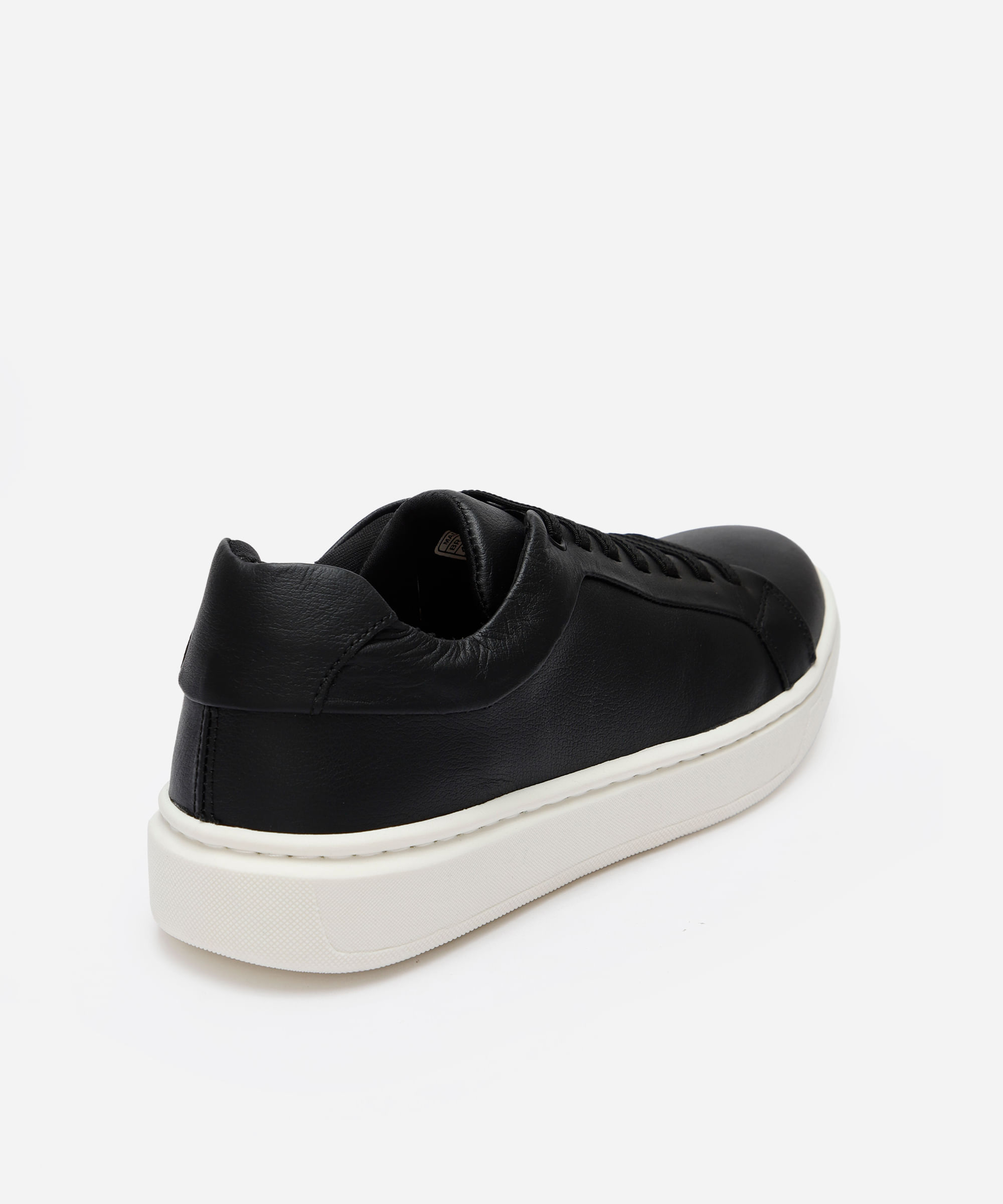 tênis casual de couro com recortes oneself preto
