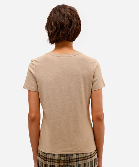 blusa básica feminina de algodão peruano manga curta decote v bege