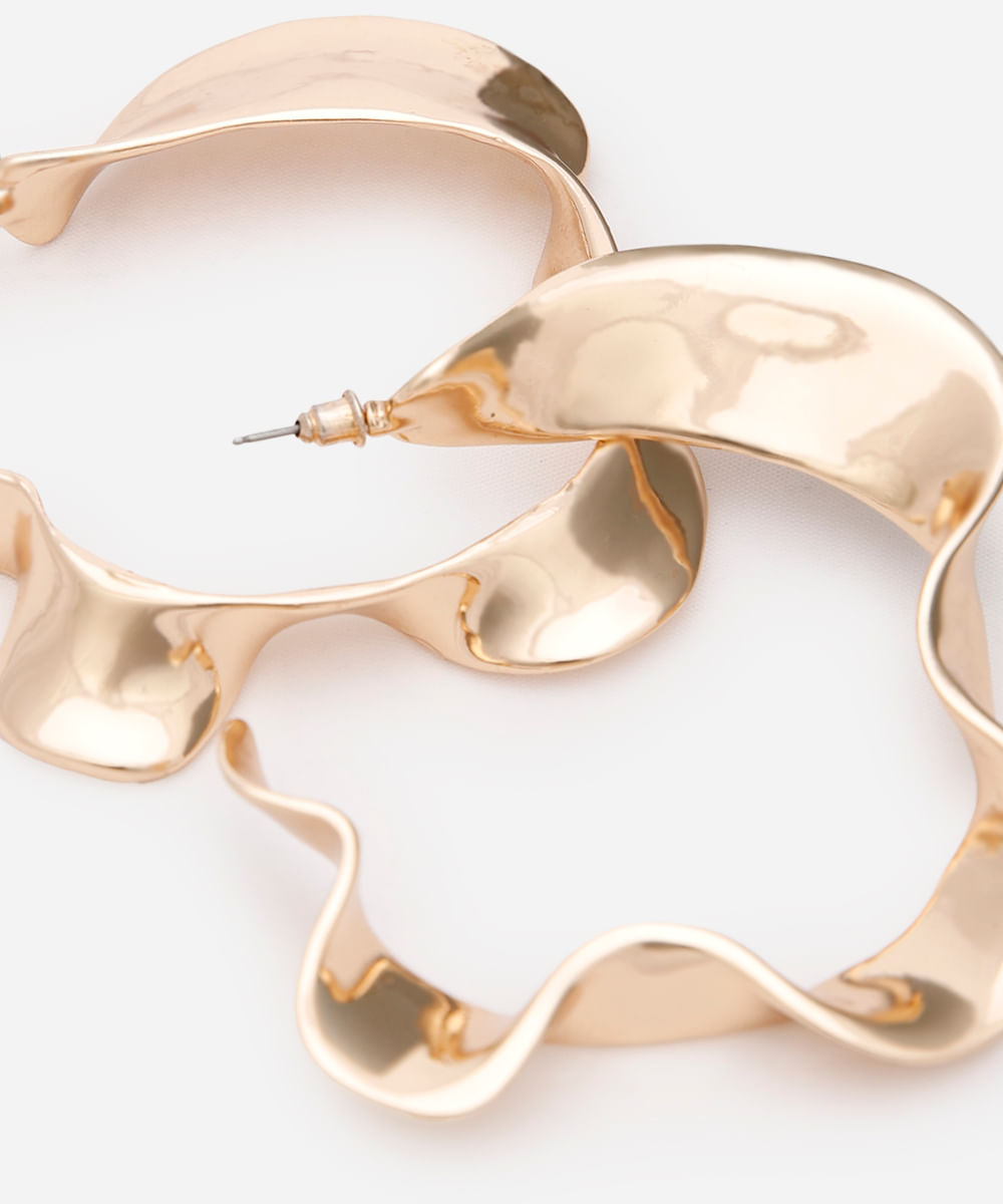 brinco argola orgânica babi louise dourado