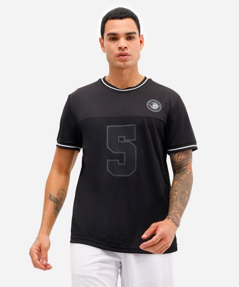 camiseta com recorte brooklyn manga curta esportiva preta