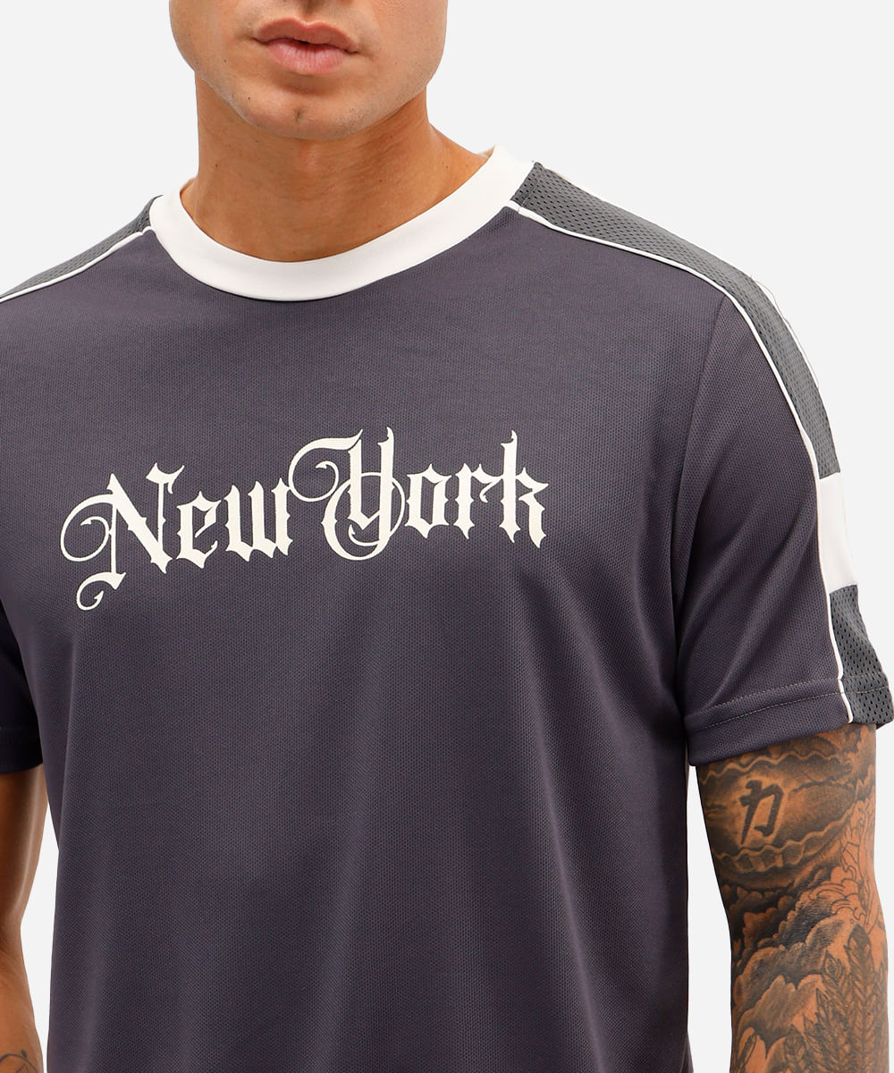 camiseta masculina esportiva com recortes new york cinza