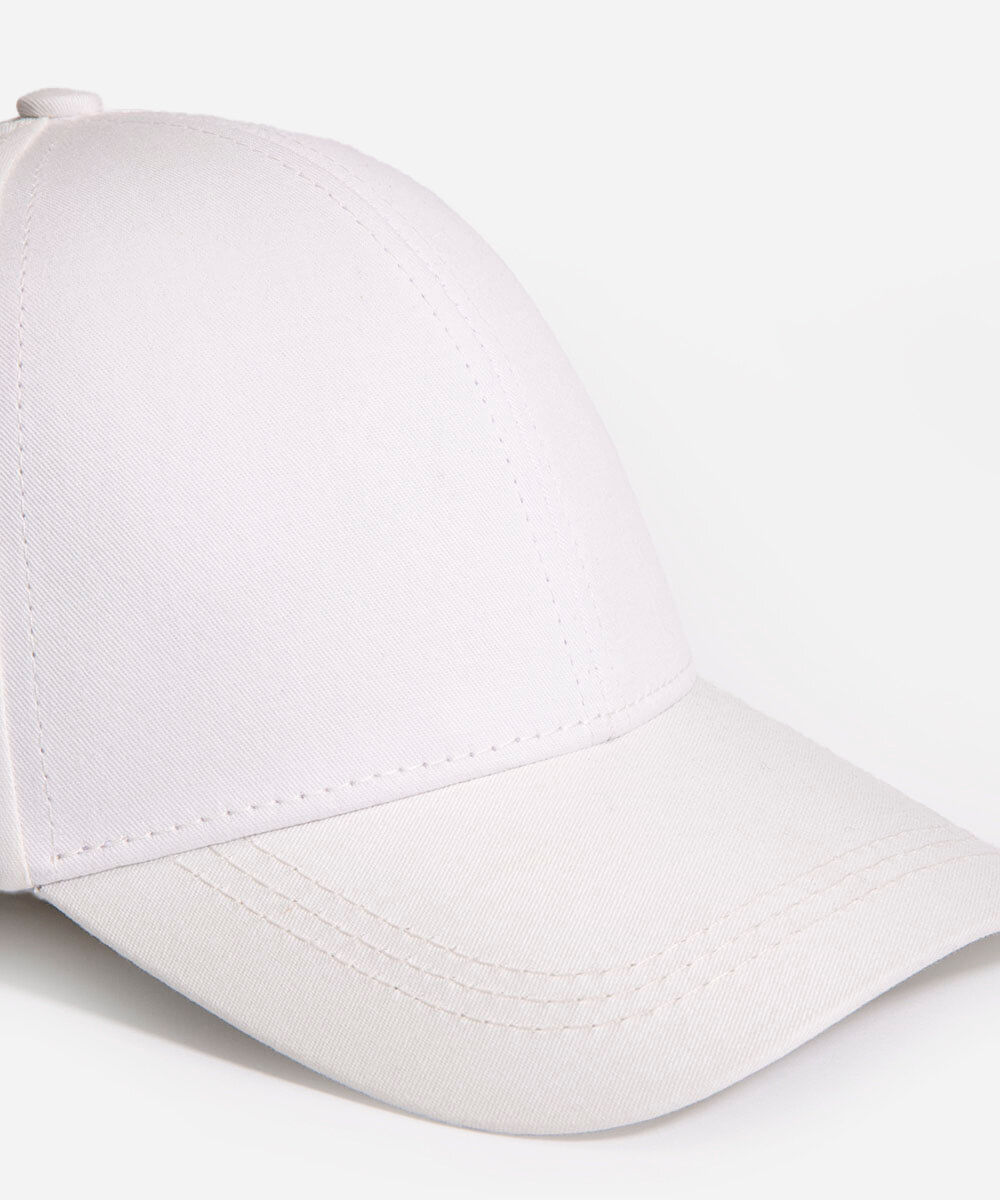 boné básico de sarja aba curva off white