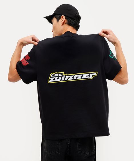 camiseta unissex manga curta estampada daniel ueda preta