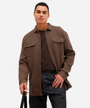 camisa masculina de algodão texturizada marrom