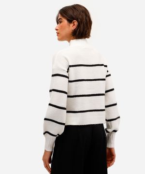 suéter básico feminino de tricot  gola alta listrado off white