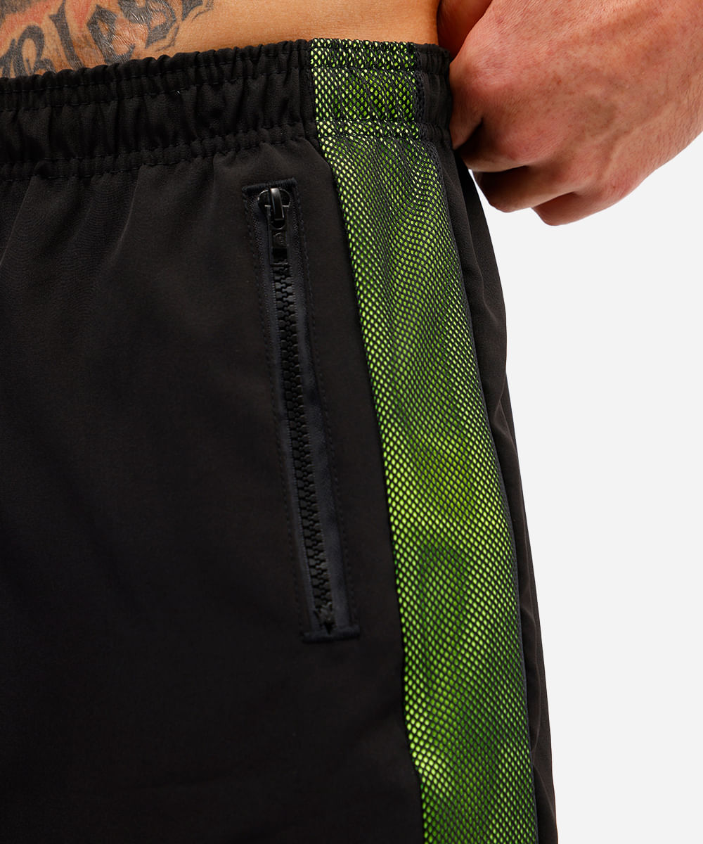 bermuda masculina esportiva ace com recorte lateral verde
