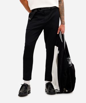 calça alfaiataria de sarja com bolsos - preto