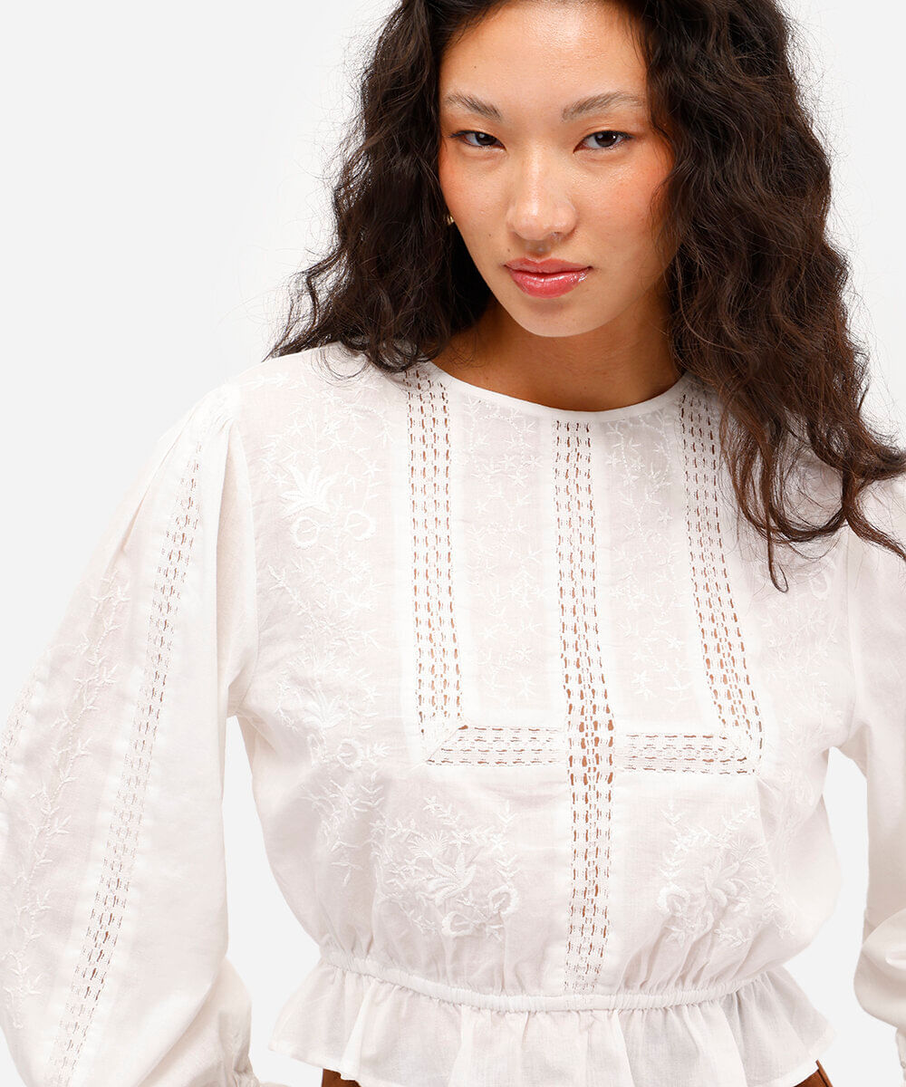 cropped de algodão com renda off white