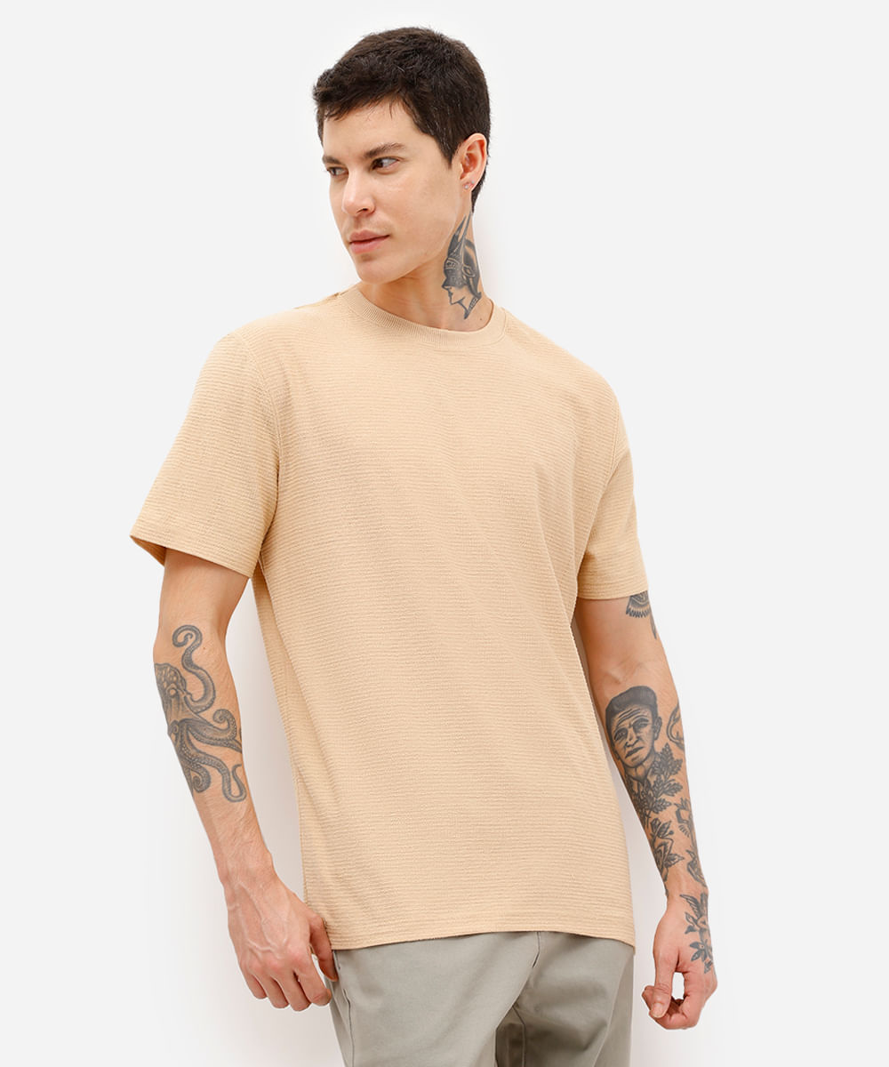 camiseta masculina manga curta texturizada bege