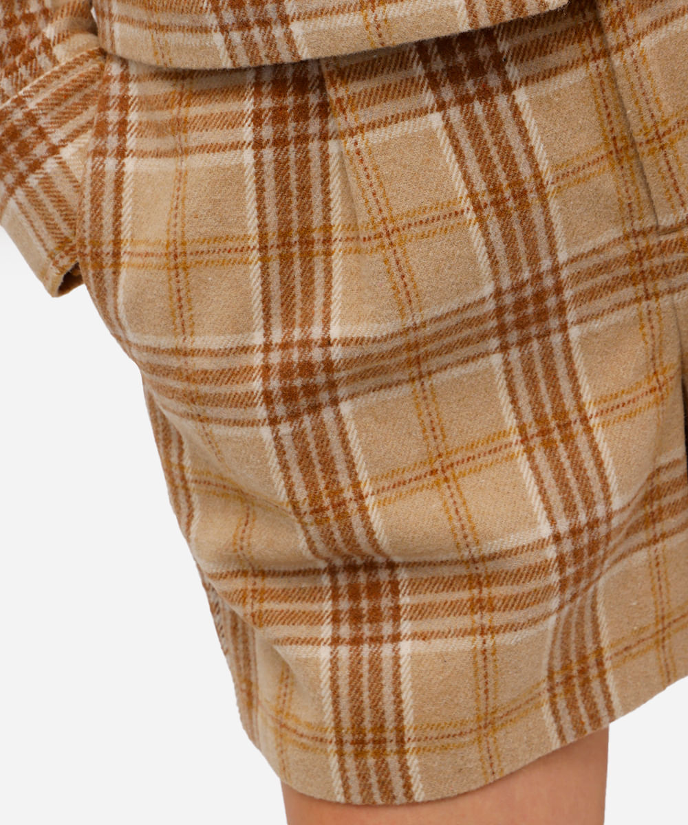 bermuda de alfaiataria feminina xadrez texturizada bege