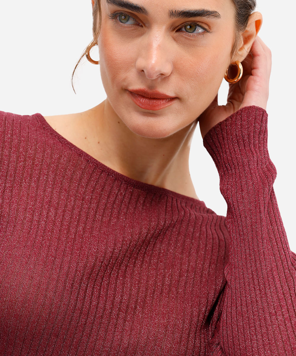 suéter feminino de tricot com lurex canelado vinho