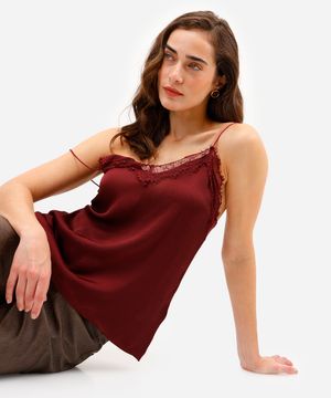 blusa feminina alça fina com renda texturizada  vinho