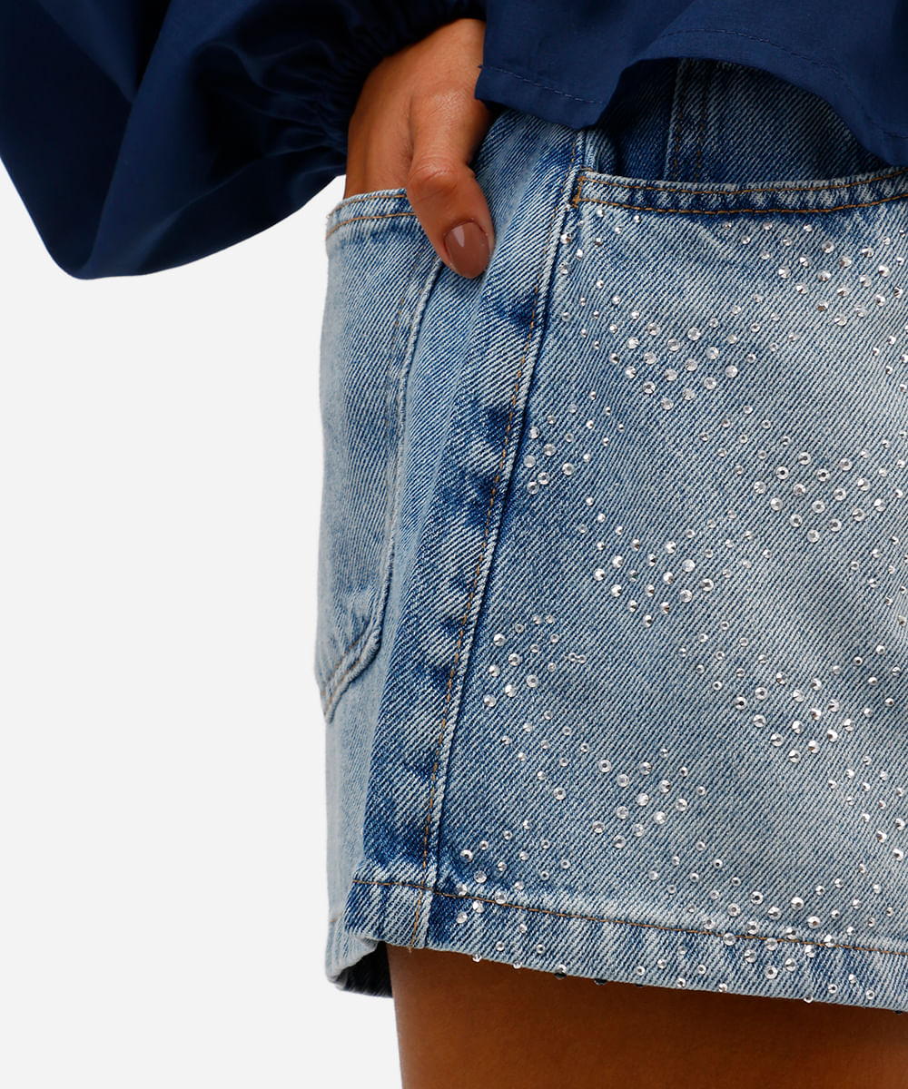 short feminino jeans com brilhos azul