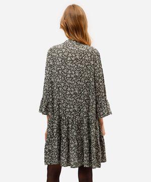 vestido curto de viscose com babados floral verde