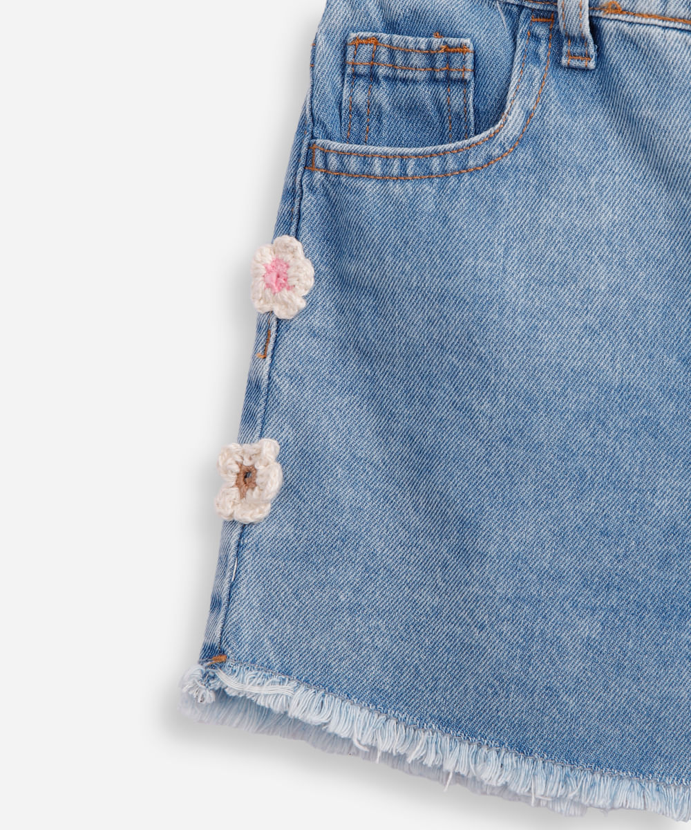 short jeans infantil com bordado azul