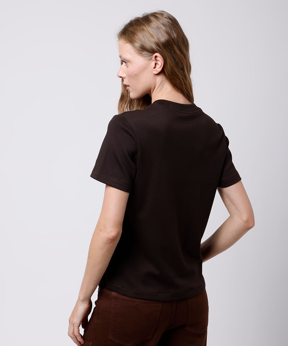 camiseta classic feminina de algodão peruano mindset marrom