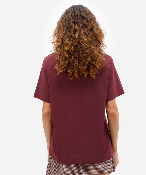 camiseta feminina de algodão peruano básica decote v vinho