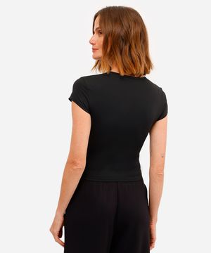 camiseta baby look feminina básica de poliamida preta