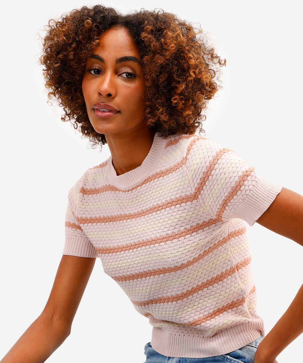 blusa feminina de tricot manga curta texturizada listrada rosa