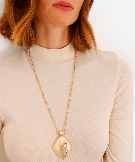 colar com pingente texturizado dourado