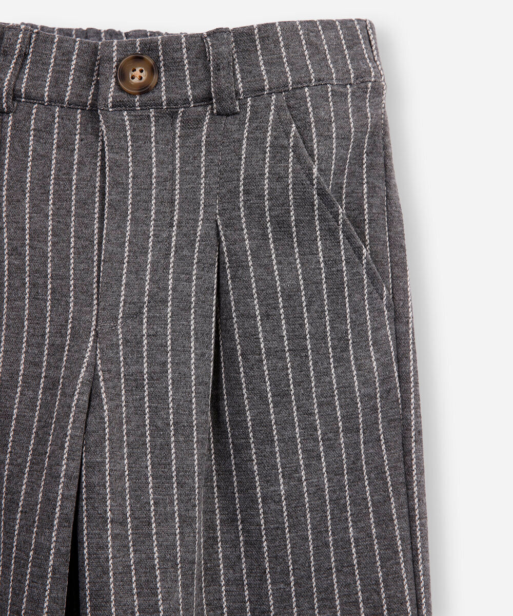 calça de alfaiataria infantil risca de giz cinza